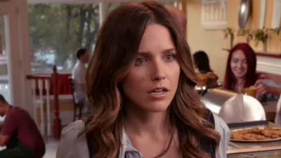 thumbnail - S9:E9 Every Breath Is a Bomb