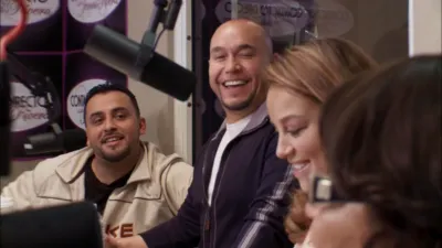 thumbnail - S3:E8 The Road Home