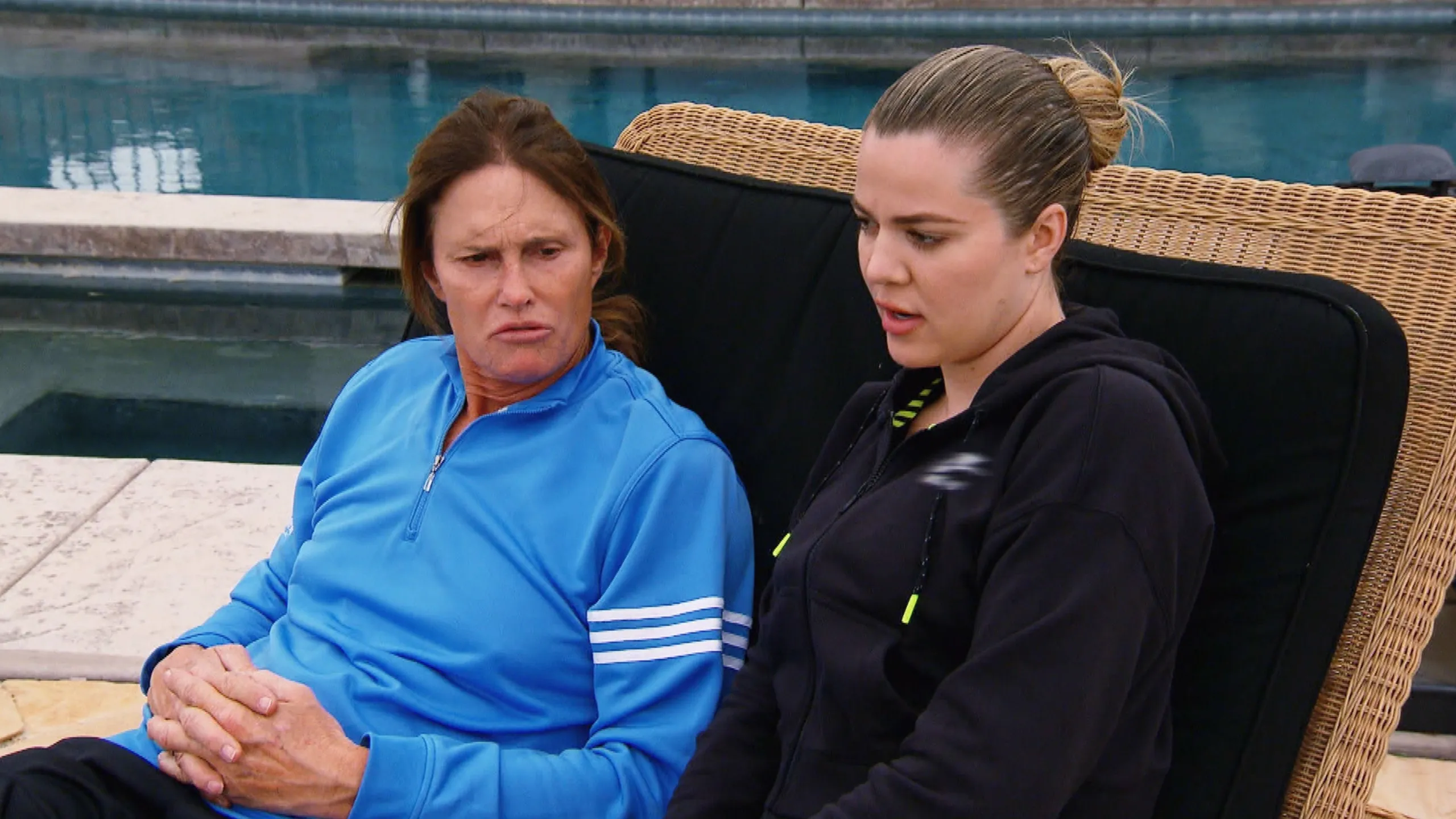 thumbnail - S10:E13 In the Blink of an Eye…