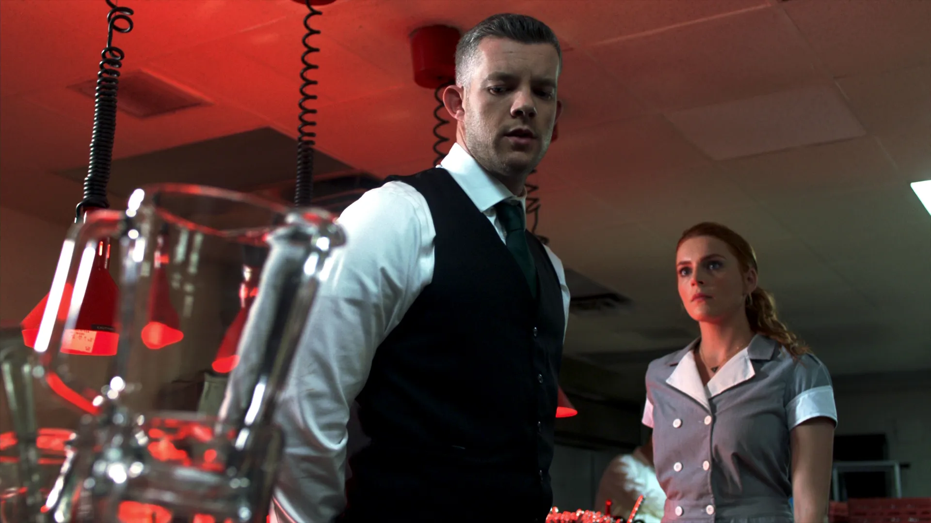 thumbnail - S3:E5 The Blood of Romeo