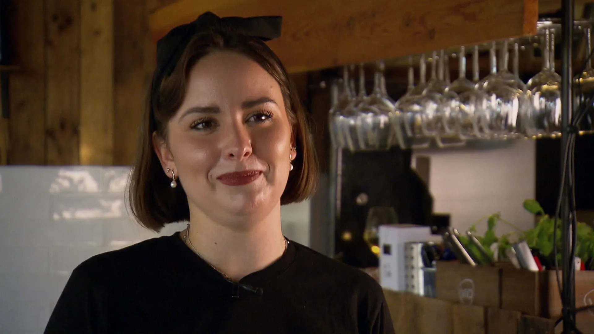 thumbnail - S17:E12 "The Pasta Club", Eimbsbüttel