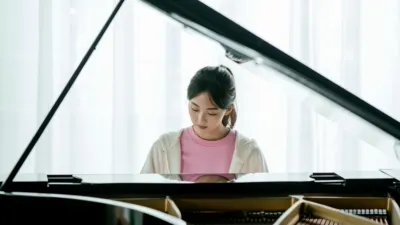 thumbnail - S1:E6 Episode 6