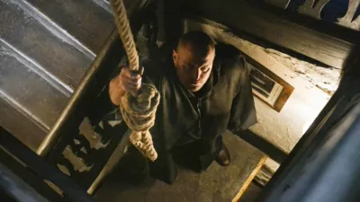 thumbnail - S1:E7 Gallows of Doom