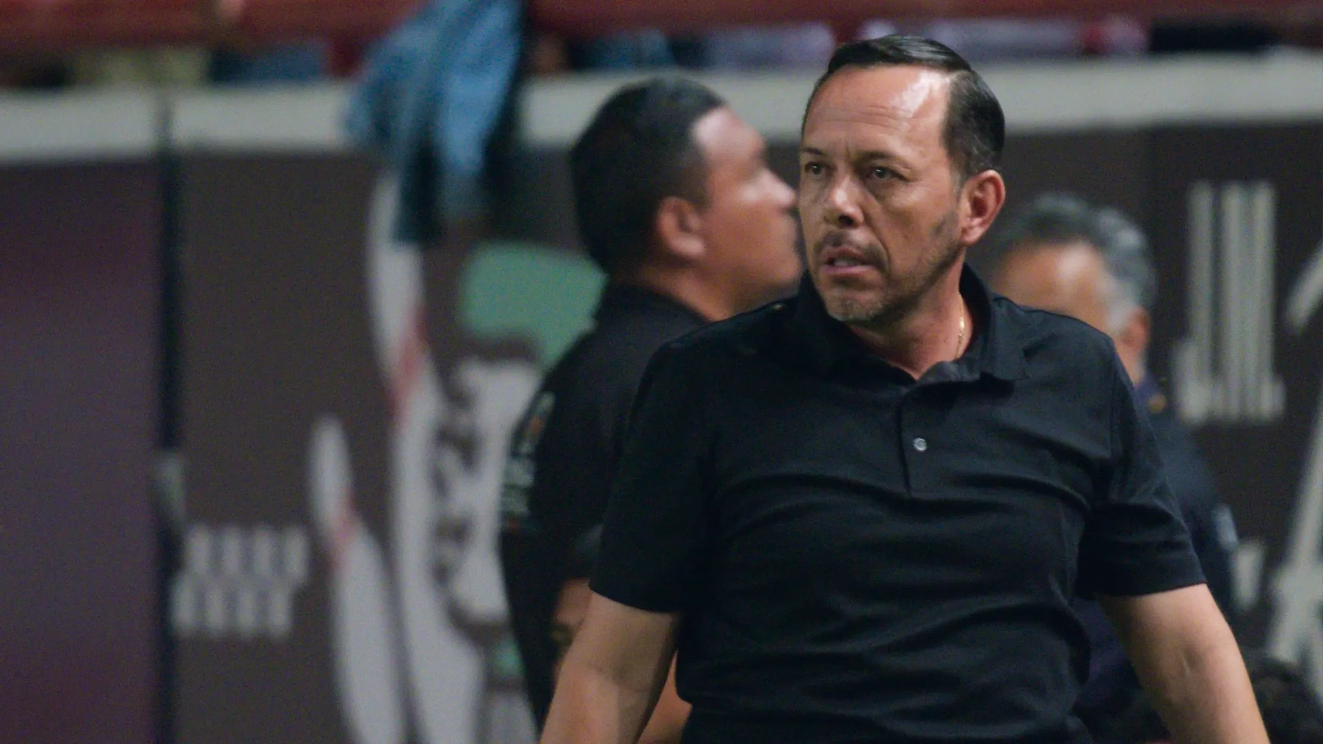 thumbnail - S1:E3 The Fighter