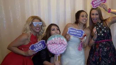 thumbnail - S10:E9 And Some Two Steppin'