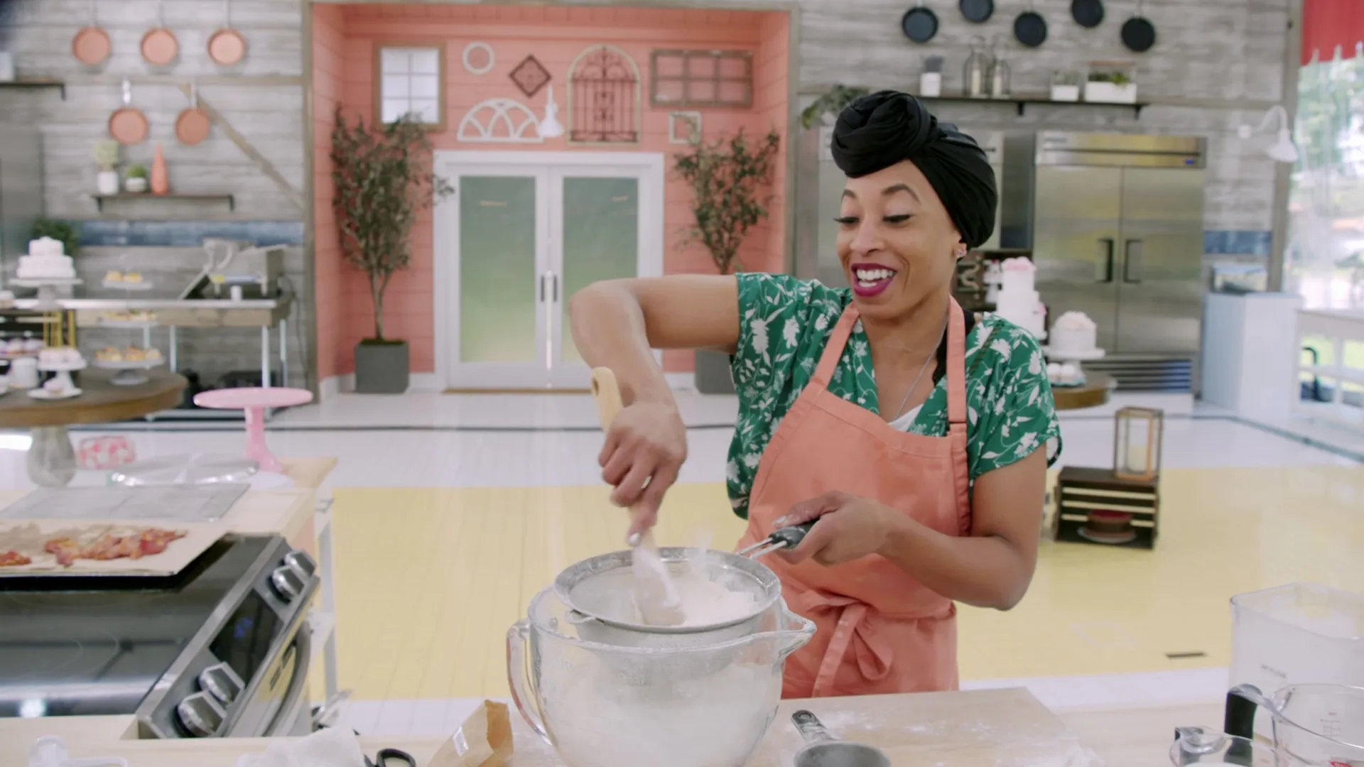 thumbnail - S1:E6 Breakfast Dessert
