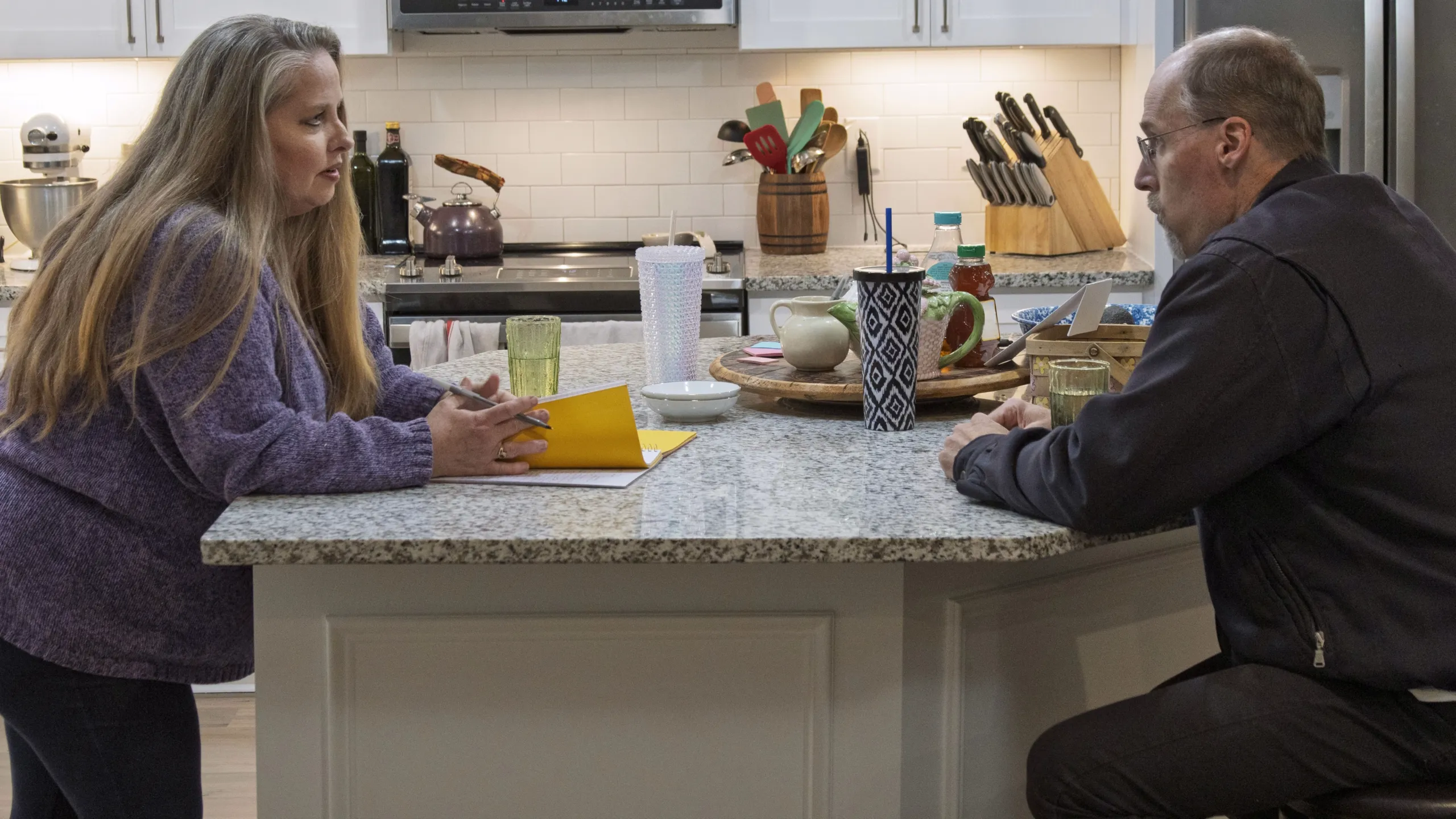 thumbnail - S7:E2 The Face-Off