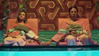 thumbnail - S1:E3 With the Fishes