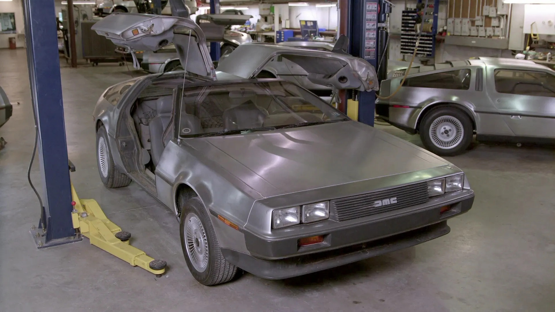 thumbnail - M23:Ep12 DeLorean Restoration, Bison Fiber, Shuffleboard Tables, and Friction Knives