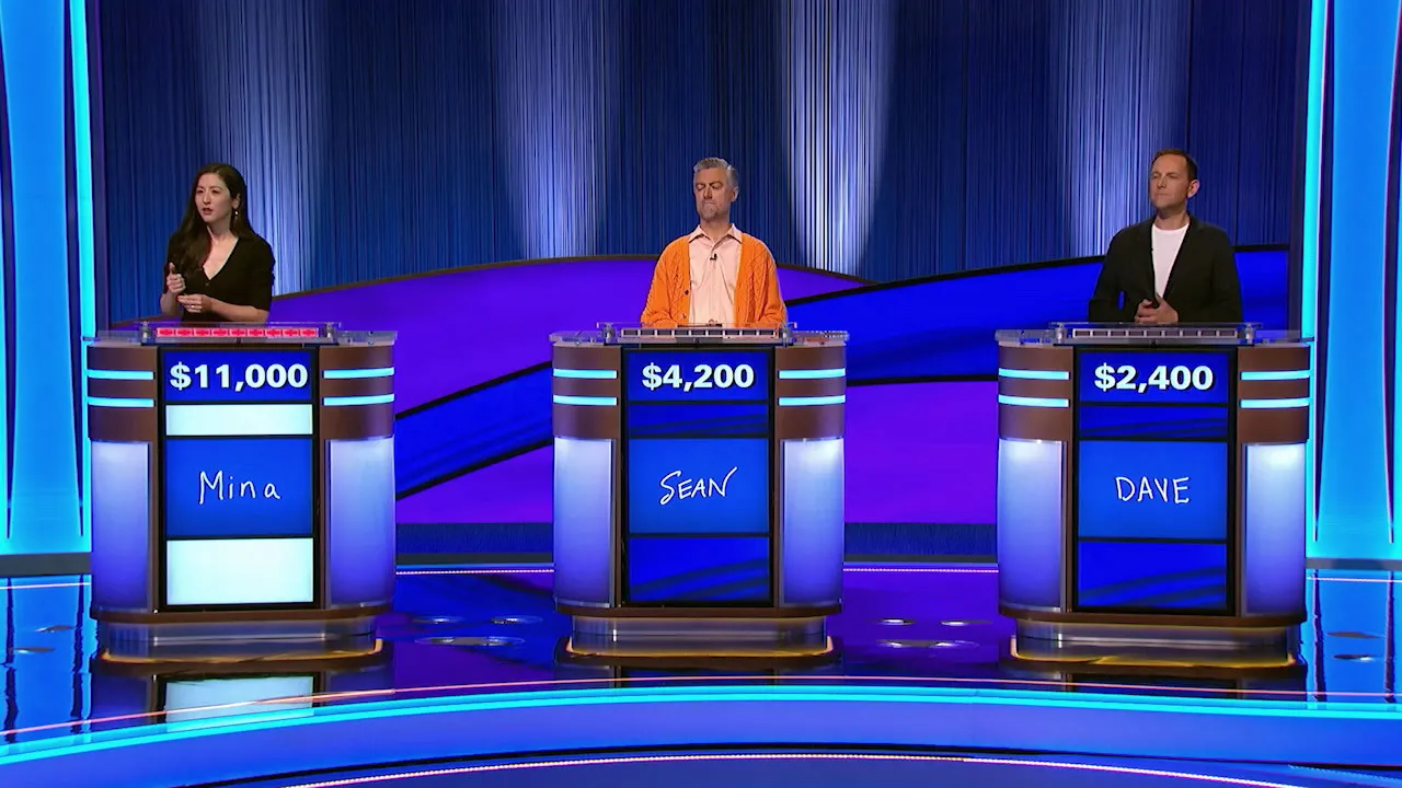 thumbnail - S3:E12 Semifinal #3: David Friedberg, Sean Gunn and Mina Kimes