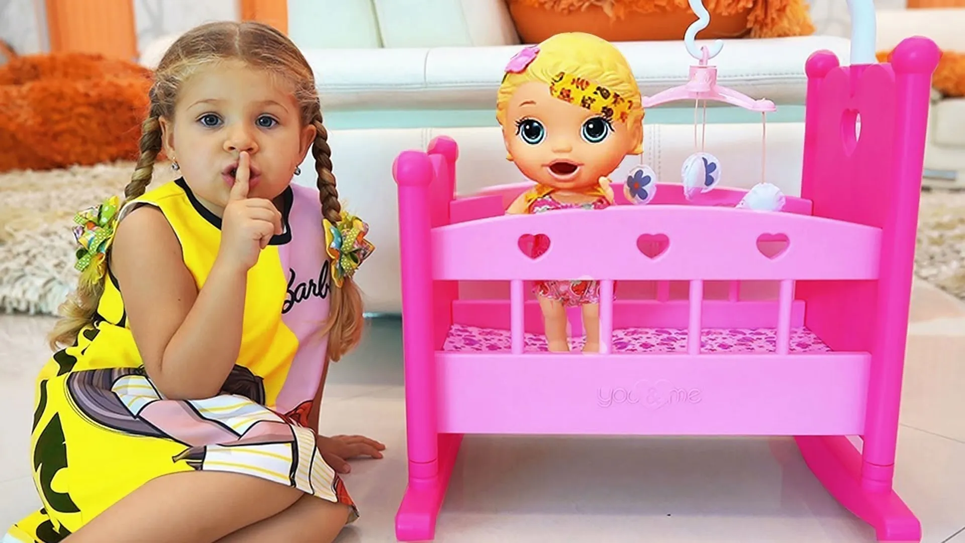 thumbnail - S1:E15 Diana and Roma Play the Day Away!