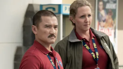 thumbnail - S1:E6 Hogan's Alley