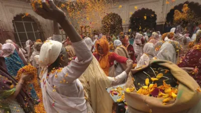 thumbnail - S1:E10 Home