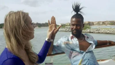 thumbnail - S1:E13 The Girl Who Made Her Choice