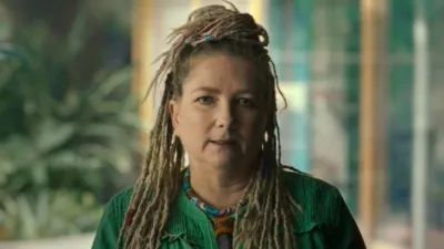 thumbnail - S1:E3 Sins of the Father