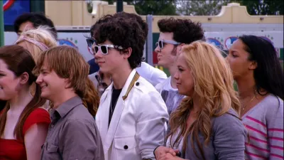 thumbnail - S1:E1 Chariot of Champions