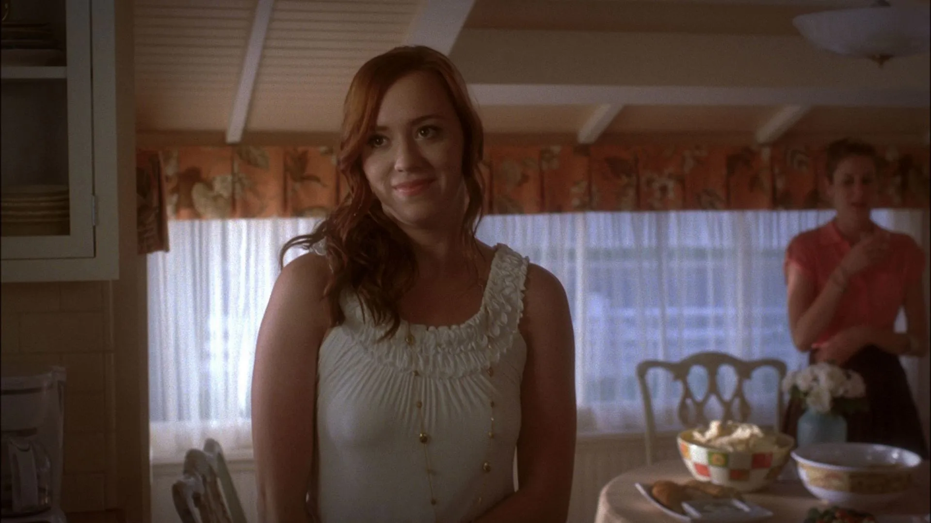 thumbnail - S6:E5 Everybody Ought to Have a Maid