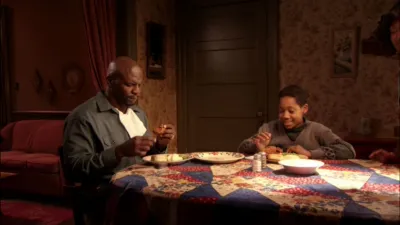 thumbnail - S1:E11 Everybody Hates Christmas