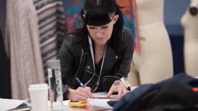 thumbnail - S7:E12 Modern Families