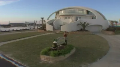 thumbnail - S1:E2 Red Rock, Concrete, Log Cabin