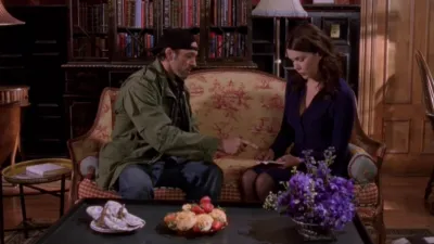 thumbnail - S7:E11 Santa's Secret Stuff