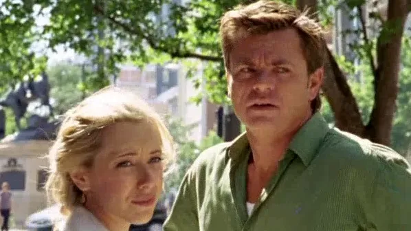 thumbnail - S8:E11 Bright Lights, Big Trouble