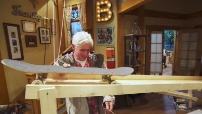 thumbnail - S1:E5 Date Fright