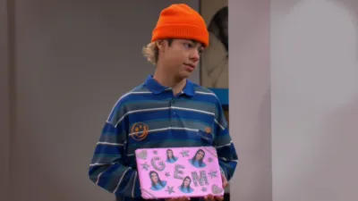 thumbnail - S2:E9 The Scare