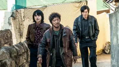 thumbnail - S1:E2 Bring in the Pros