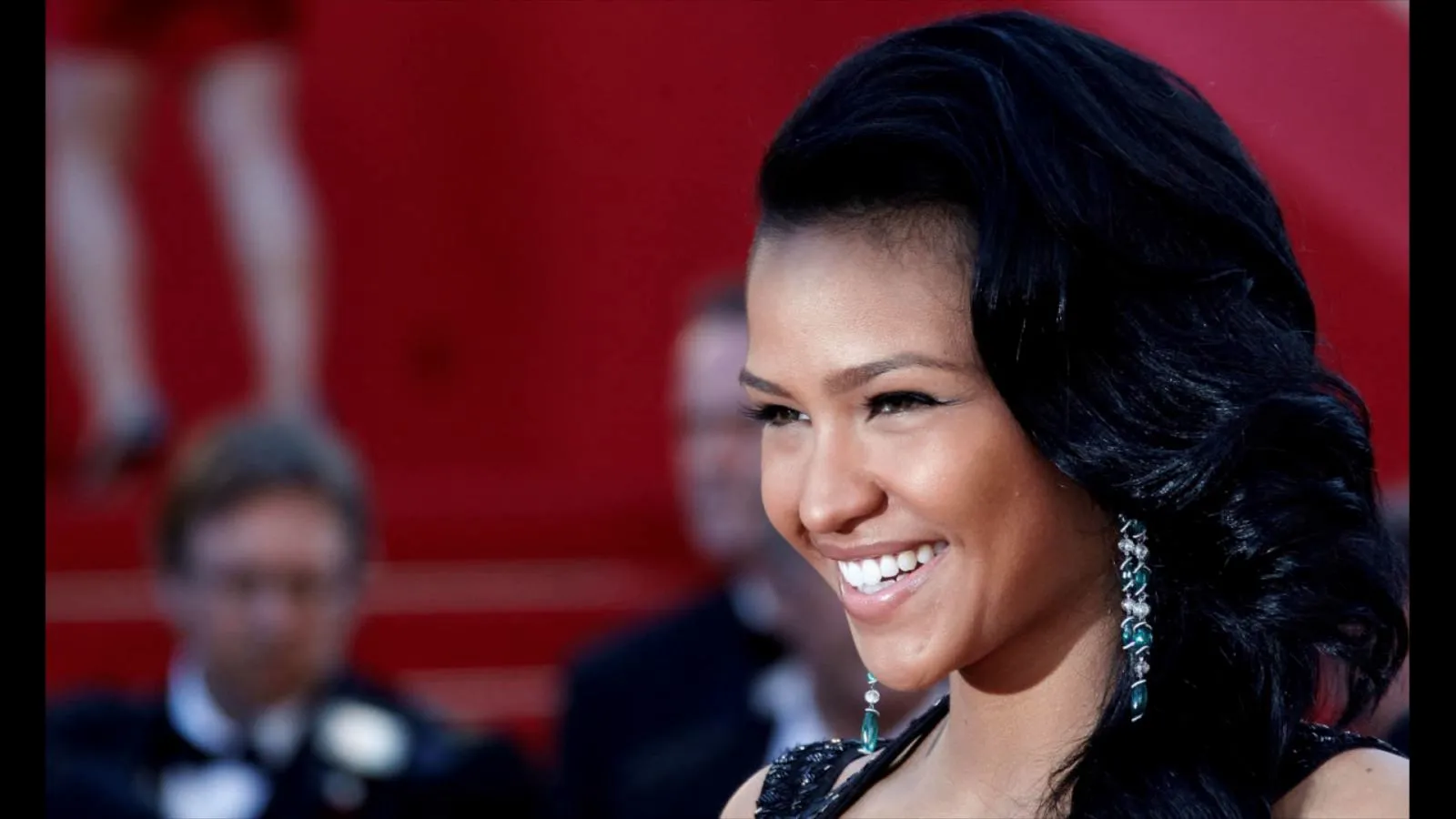thumbnail - S1:E5 Cross-examining Cassie Ventura