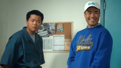 thumbnail - S6:E2 College