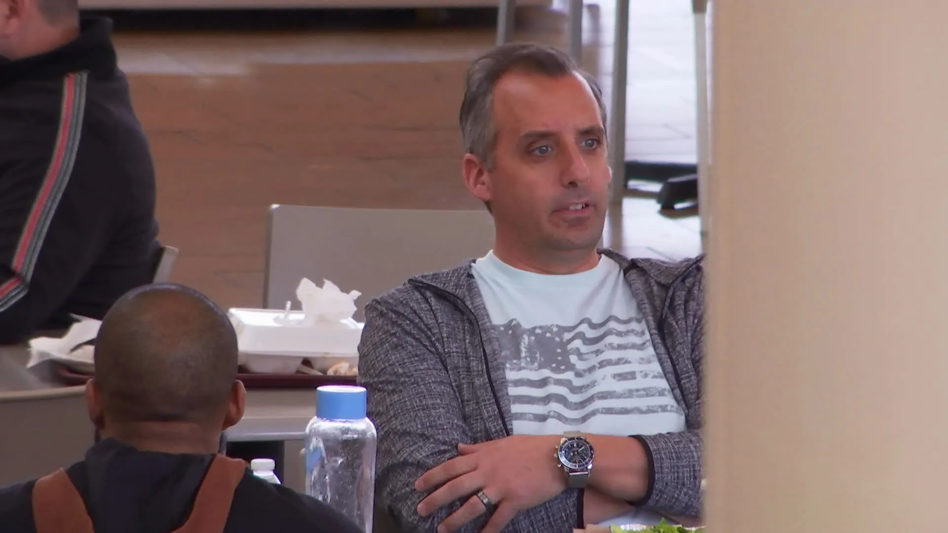 thumbnail - S8:E9 The Antisocial Network