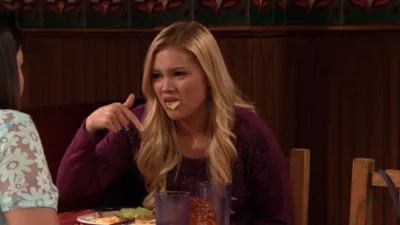 thumbnail - S2:E7 Food Fight