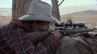 thumbnail - S10:E7 On Thin Ice