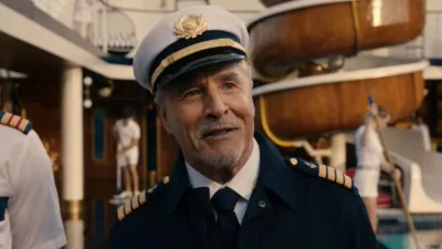 thumbnail - S1:E15 Crew Week