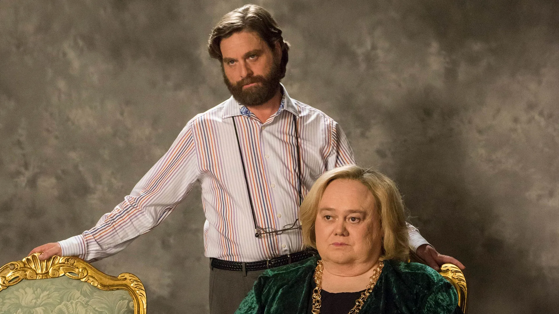 thumbnail - S1:E10 Family Portrait