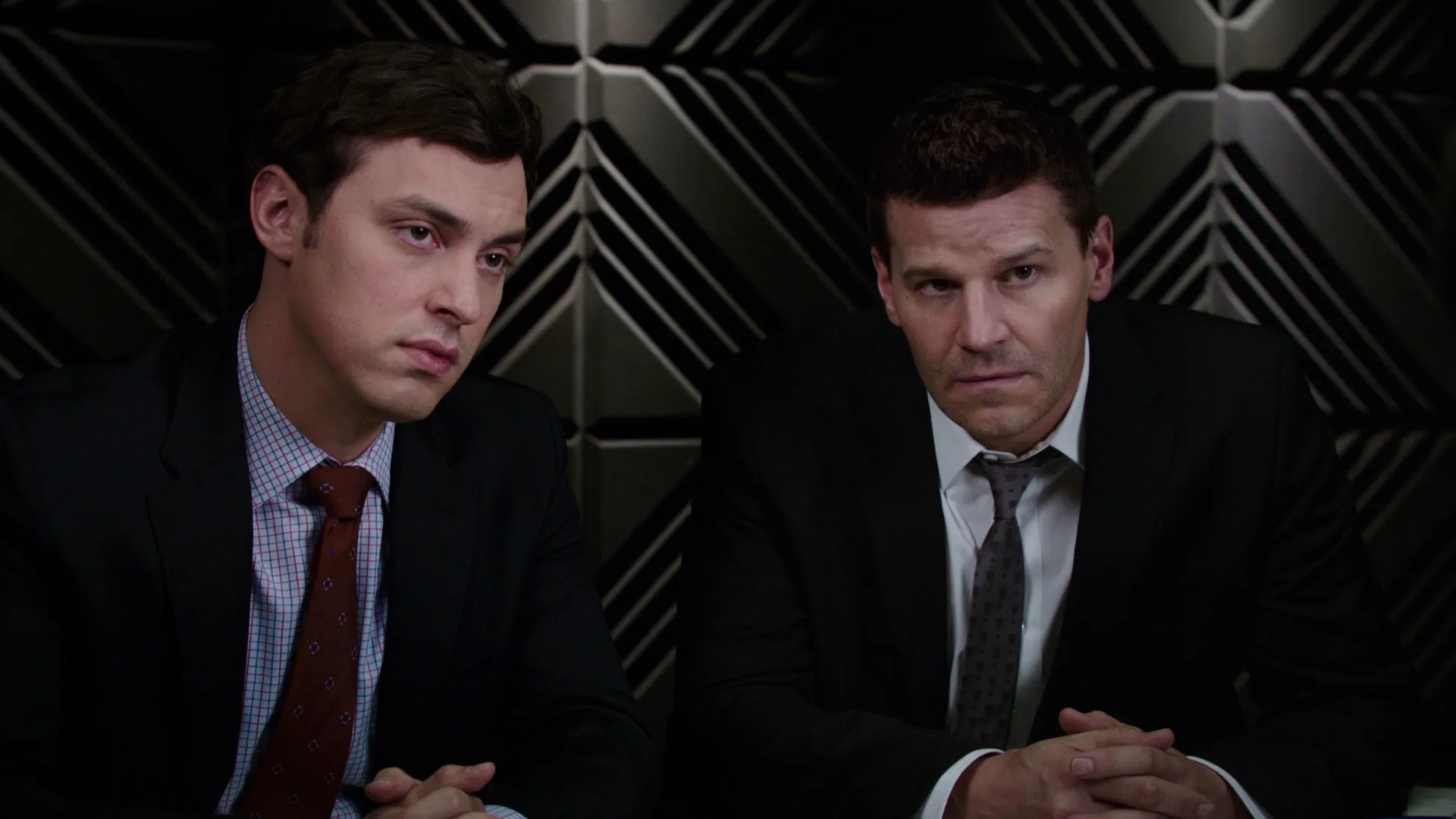 thumbnail - S9:E9 The Fury in the Jury