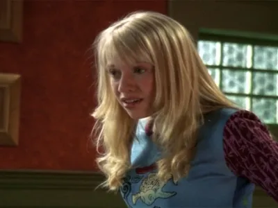 thumbnail - S3:E16 Pen Pal