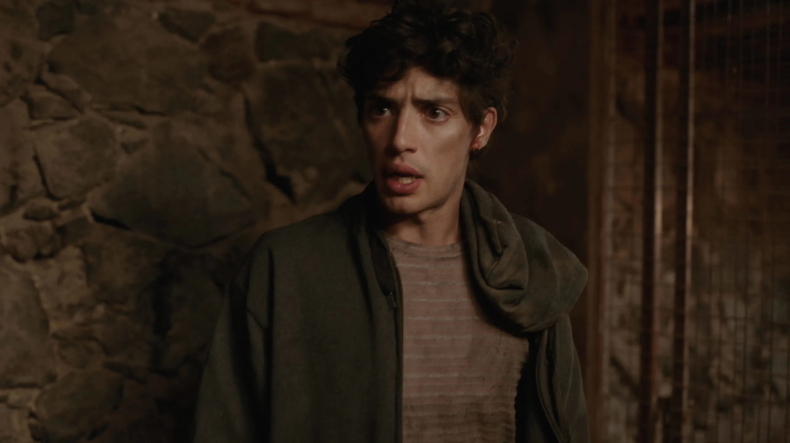 thumbnail - S1:E9 Don't Eat In Front Of The Poor