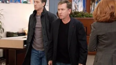 thumbnail - S3:E1 In the Red