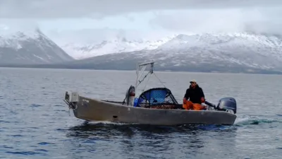 thumbnail - S3:E8 Lucky Bag