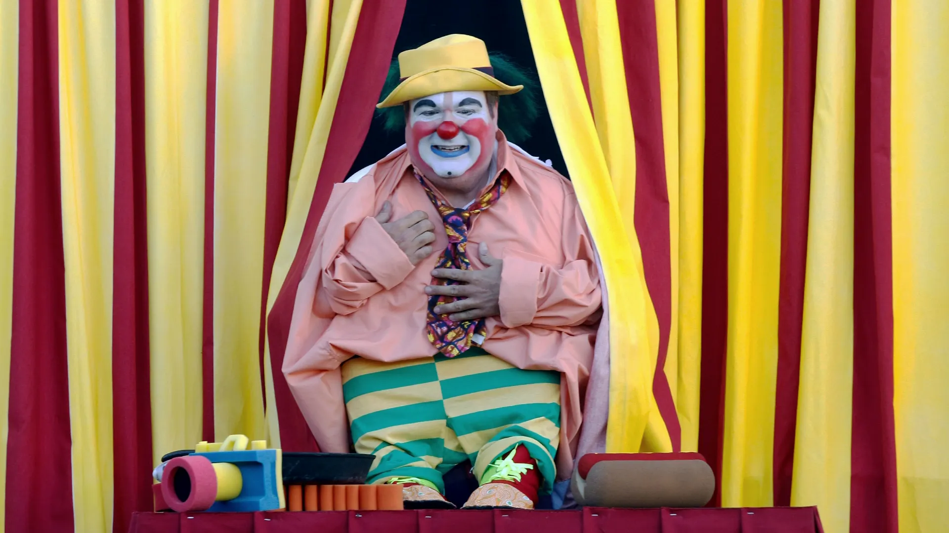 thumbnail - K3:J18 Send Out the Clowns
