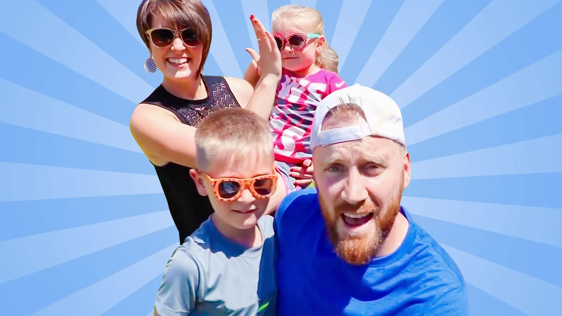 thumbnail - S1:E4 Superhero Mix-Up With KidCity!