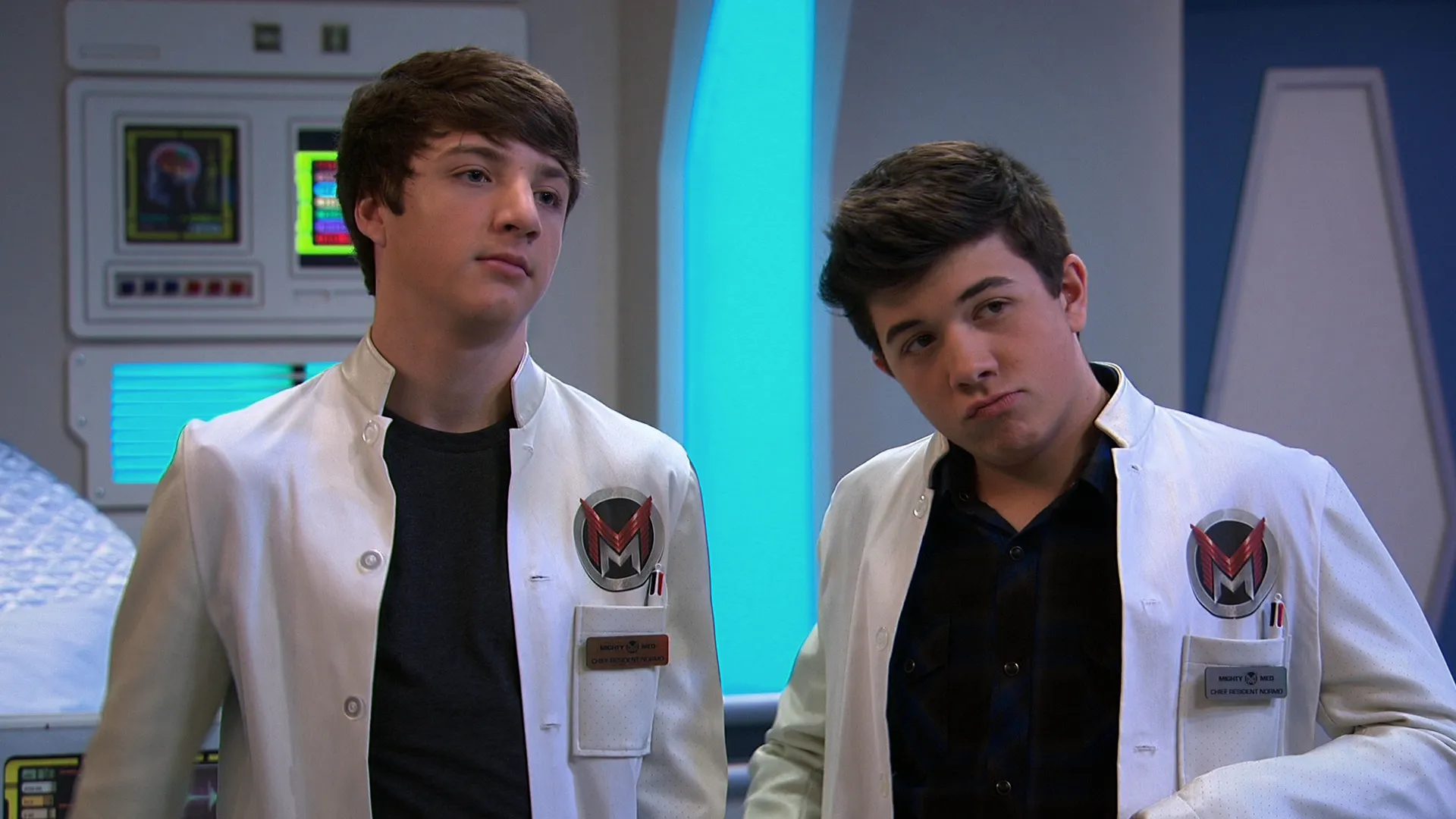 thumbnail - S2:E15 New Kids Are The Docs