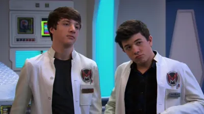 thumbnail - S2:E15 New Kids Are The Docs