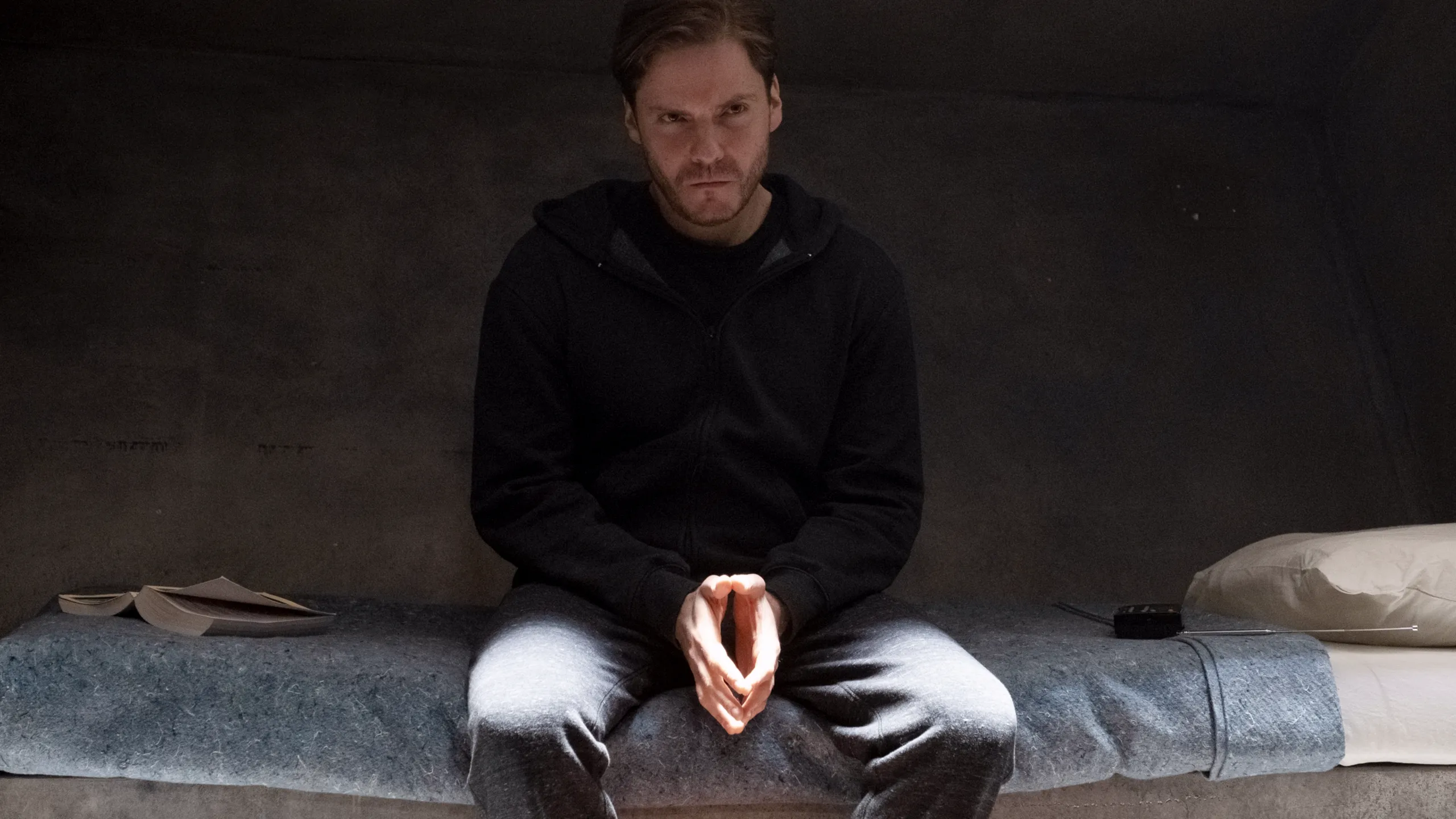 thumbnail - S1:E3 Power Broker