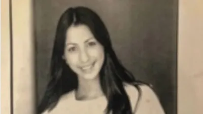 thumbnail - S3:E1 The Young and the Jealous