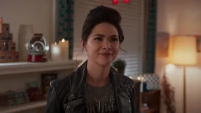 thumbnail - S3:E13 One Girl's Trash