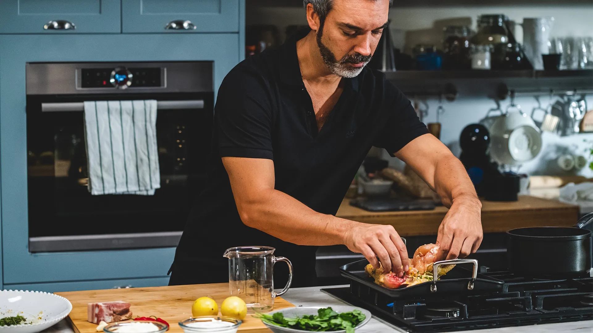 thumbnail - S2:E23 The Chef's Favourite Recipes