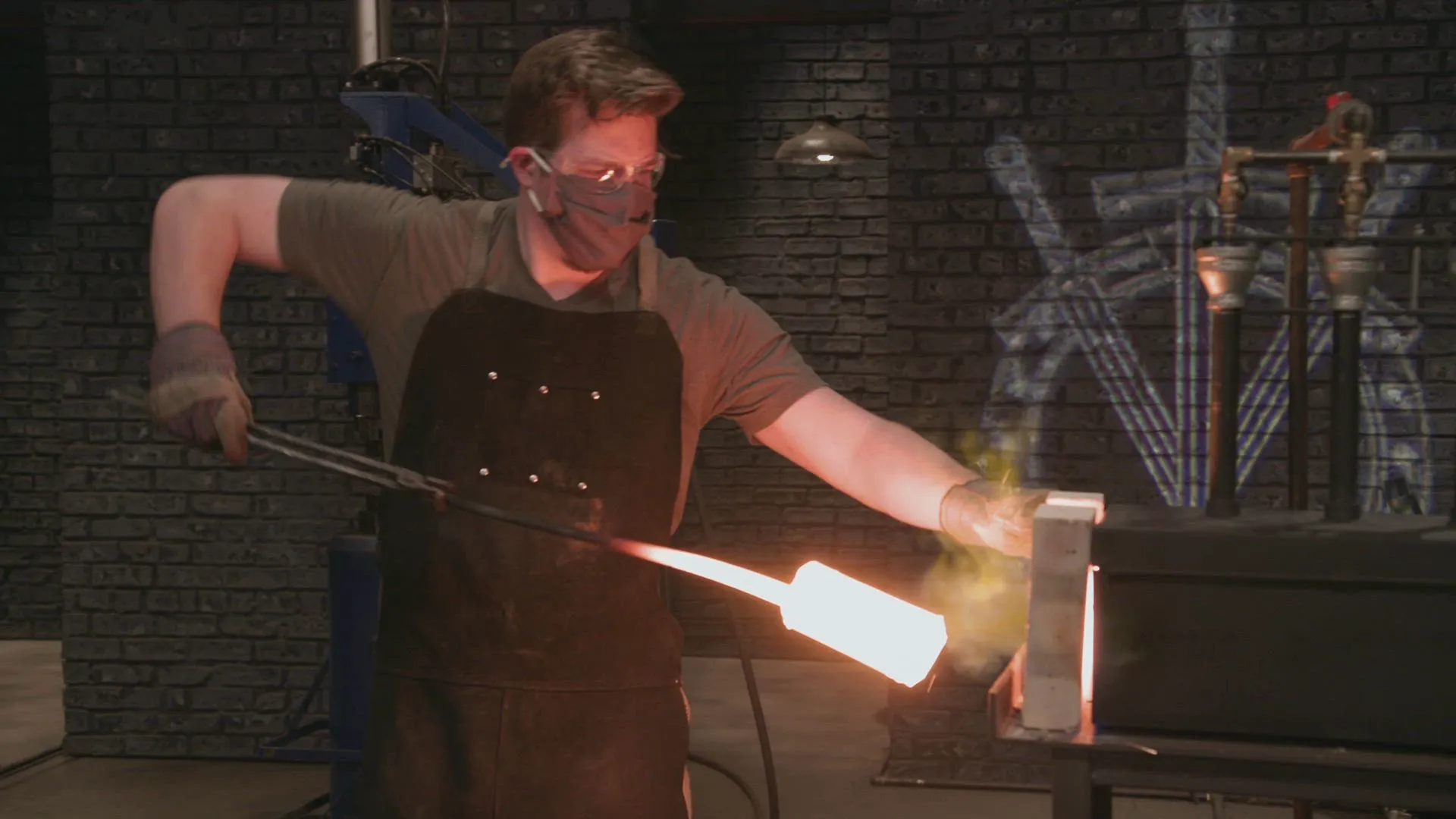 thumbnail - S10:E19 Champion's Cup: Survival of the Fittest